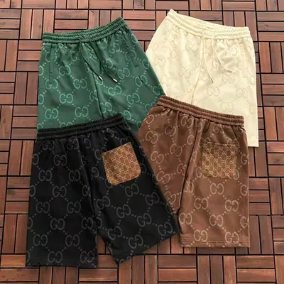 ￥~175 G🔥C🔥I SHORTS 66030613 (im 185CM 80KG iwear size XS in the photo)