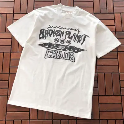 ￥~79 BROKEN PLANET T-SHIRT 77030722 (im 176CM 58KG iwear size M in the photo)