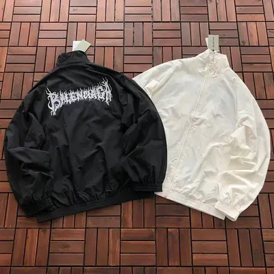 ￥185 B🔥L🔥🔥🔥IA🔥A JACKET 88030720 (im 185CM 70KG iwear size 48 in the photo)
