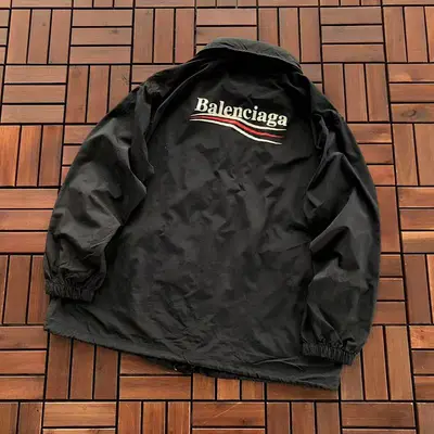 ￥ 175 B🔥L🔥🔥🔥IA🔥A JACKET 88030728 (im 185CM 70KG iwear size 48 in the photo)