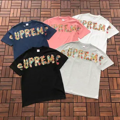 ￥~115 S🔥P🔥E🔥E T-SHIRT 66030714 (im 185CM 80KG iwear size M in the photo)