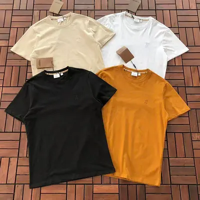 ￥~125 B🔥RB🔥RRY T-SHIRT 77030705 (im 185CM 80KG iwear size M in the photo)