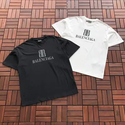 ￥125 B🔥L🔥🔥🔥IA🔥A T-SHIRT 88030744 (im 176CM 58KG iwear size S in the photo)