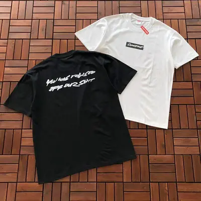 ￥~79 S🔥P🔥E🔥E & FUTURA T-SHIRT 77030831 (im 176CM 58KG iwear size L in the photo)