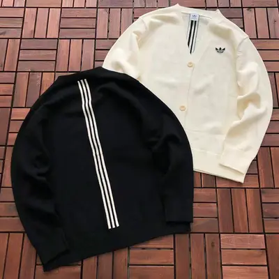 ¥ 199 DI🔥AS SWEATER 88030939 (im 185CM 70KG iwear size L in the photo)
