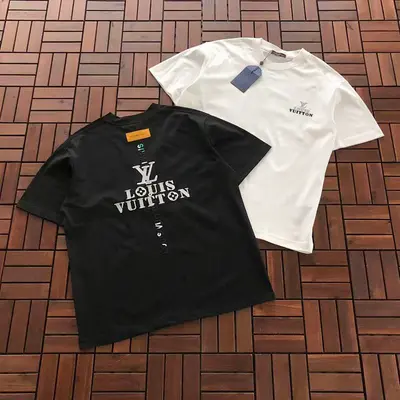 ￥~119 L🔥T-SHIRT 77031027 (im 185CM 70KG iwear size L in the photo)
