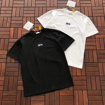 ￥~99 D🔥O🔥 T-SHIRT 77031038 (im 185CM 70KG iwear size M in the photo)