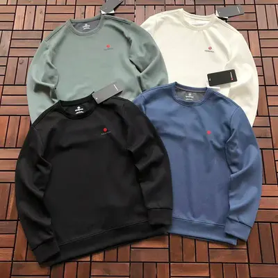 ￥~165 L🔥🔥UL🔥M🔥N LONG-SLEEVE 77031043 (im 185CM 80KG iwear size L in the photo)