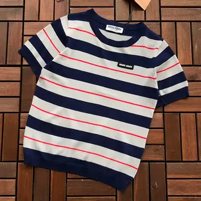 ￥~159 M🔥U M🔥U T-SHIRT SWEATER WOMAN 66031018