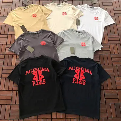 ￥ ~ 85 B🔥L🔥🔥🔥IA🔥A T-SHIRT 66031001 (im 185CM 80KG iwear size L in the photo)