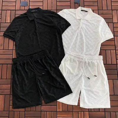 TOP￥~ 109 PANTS￥~ 99 L🔥T-SHIRT SHORTS 55031306 (im 180CM 68KG iwear size L in the photo)