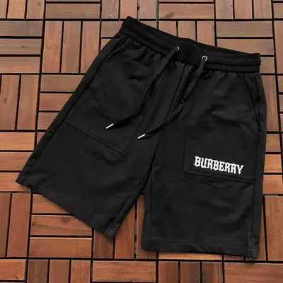 ￥~119 B🔥RB🔥RRY SHORTS 77031425 (im 185CM 70KG iwear size M in the photo)