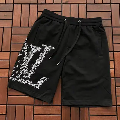 ￥~119 L🔥 SHORTS 77031422 (im 185CM 70KG iwear size M in the photo)