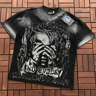 ¥~89 HELLSTAR T-SHIRT 77031766 (im 185CM 80KG iwear size M in the photo)