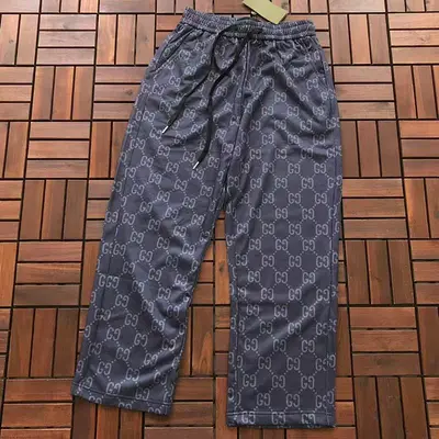 ￥ ~ 125 G🔥C🔥I TROUSERS 77031794 (im 176CM 58KG iwear size M in the photo)