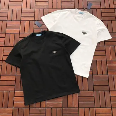 ￥ ~ 85 P🔥A🔥A T-SHIRT 77031660 (im 180CM 68KG iwear size M in the photo)