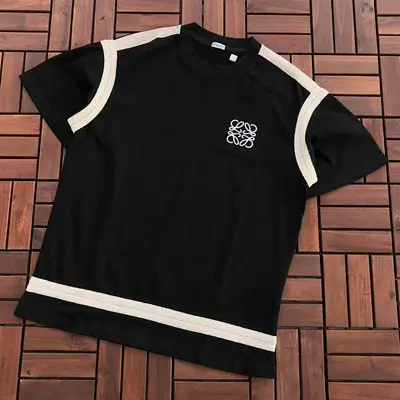 ￥ ~ 109 L🔥E🔥🔥 T-SHIRT 77031618 (im 180CM 68KG iwear size M in the photo)