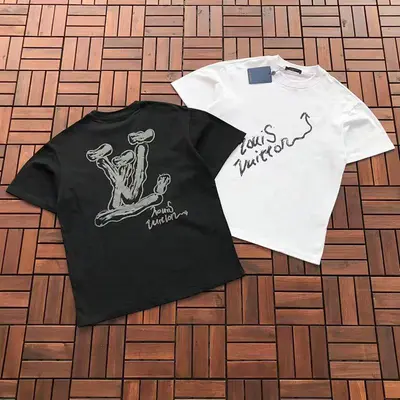 ￥~109 L🔥T-SHIRT 77031607 (im 180CM 68KG iwear size M in the photo)