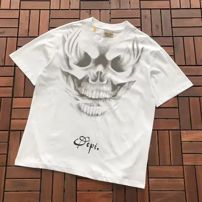 ￥~79 GALLERY DEPT T-SHIRT 77031830 (im 180CM 68KG iwear size M in the photo)