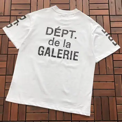 ￥~79 GALLERY DEPT T-SHIRT 77031829 (im 180CM 68KG iwear size M in the photo)