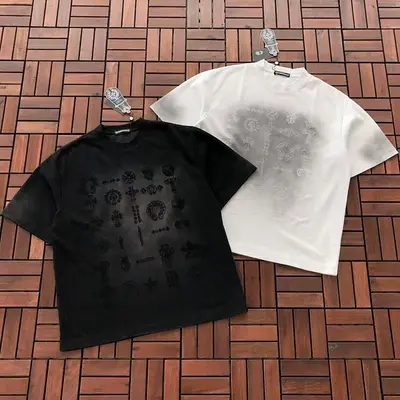 ￥~185 CH🔥OM🔥 HE🔥RTS T-SHIRT 66031708 (im 185CM 80KG iwear size M in the photo)