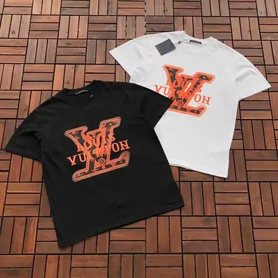 ￥~129 L🔥T-SHIRT 55031704 (im 176CM 58KG iwear size M in the photo)