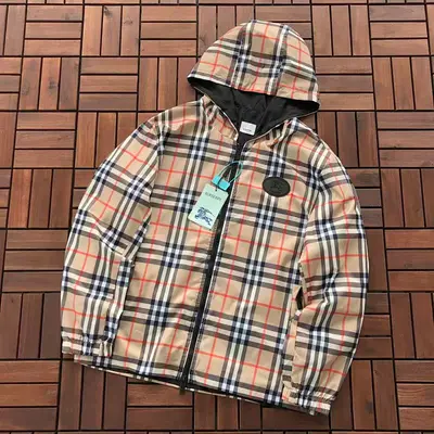 ￥~359 B🔥RB🔥RRY JACKET 55031809 (im 176M 58KG iwear size XL in the photo)