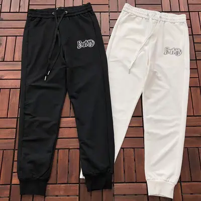 ￥~135 B🔥RB🔥RRY TROUSERS 77031904 (im 176CM 58KG iwear size M in the photo)