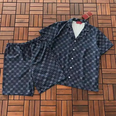 ￥~175 G🔥C🔥I T-SHIRT SHIRT SHORTS 55031836 (im 185CM 80KG iwear size L in the photo)