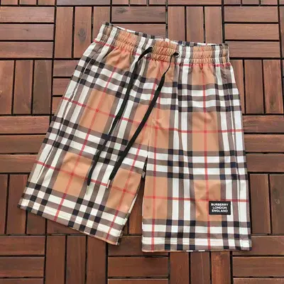 ￥~95 B🔥RB🔥RRY SHORTS 77031891 (im 185CM 70KG iwear size M in the photo)