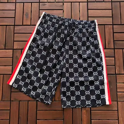 ￥~109 G🔥C🔥I SHORTS 77031887 (im 185CM 70KG iwear size M in the photo)