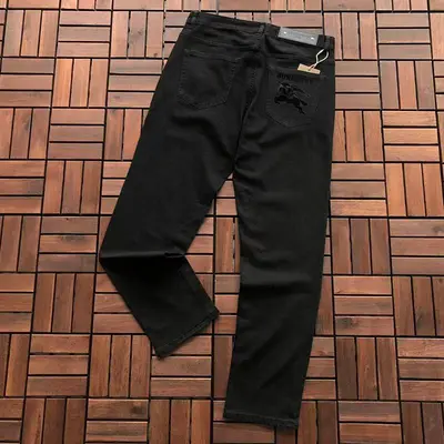 ￥~226 B🔥RB🔥RRY JEANS 66032048 (im 185CM 80KG iwear size 33 in the photo)