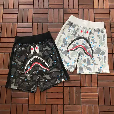 ￥~109 BAPE SHORTS 55032325 (im 180CM 68KG iwear size M in the photo)