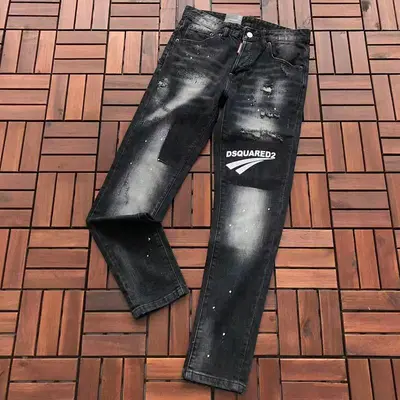￥ ~ 226 D🔥Q🔥🔥R🔥D2 JEANS 55032308 (im 176CM 58KG iwear size 44 in the photo)