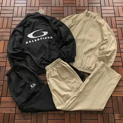 TOP￥185 PANTS￥165 B🔥L🔥🔥🔥IA🔥A JACKET TROUSERS 88032349(im 180CM 68KG iwear size 48 inthe photo）