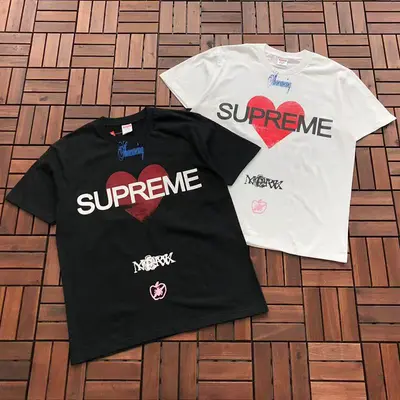 ￥~109 S🔥P🔥E🔥E T-SHIRT 77032418 (im 180CM 68KG iwear size M in the photo)