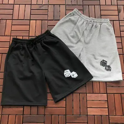 ￥129 ST🔥S🔥Y SHORTS 88032541 (im 176CM 58KG iwear size S in the photo)