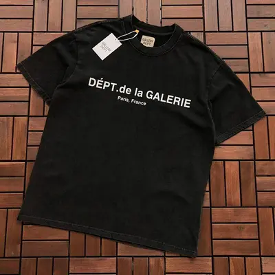 ￥~119 GALLERY DEPT T-SHIRT 66032521 (im 180CM 68KG iwear size M in the photo)