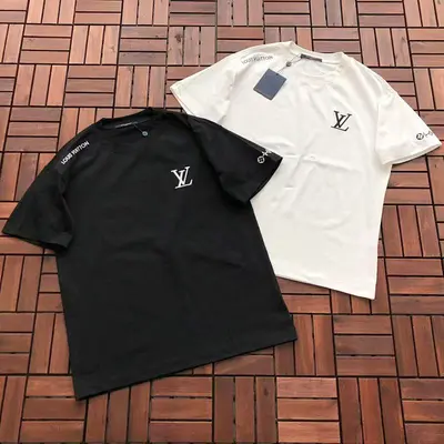 ￥~169 L🔥T-SHIRT 55032644 (im 176CM 58KG iwear size L in the photo)