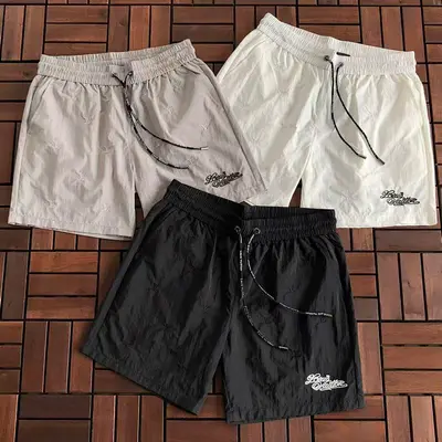 ￥~175 L🔥 SHORTS 66032725 (im 176CM 58KG iwear size M in the photo)