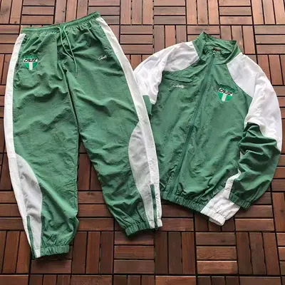 TOP￥~ 189 PANTS￥~179 C🔥RT🔥🔥Z JACKET TROUSERS 77032775 (im 185CM 80KG iwear size M in the photo)