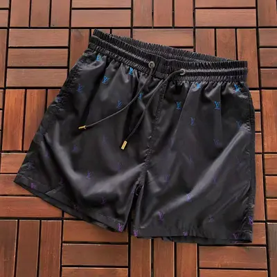 ￥~95 L🔥 SHORTS 55032908 (im 176CM 58KG iwear size L in the photo)