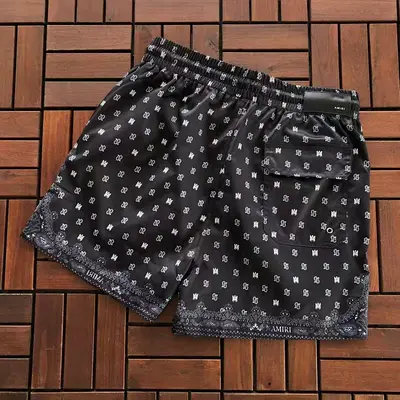 ￥~95 AMIRI SHORTS 55032913 (im 176CM 58KG iwear size L in the photo)