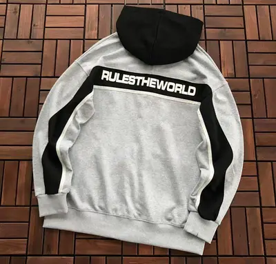 ￥~165 C🔥RT🔥🔥Z HOODIE 77032932 (im 185CM 80KG iwear size L in the photo)
