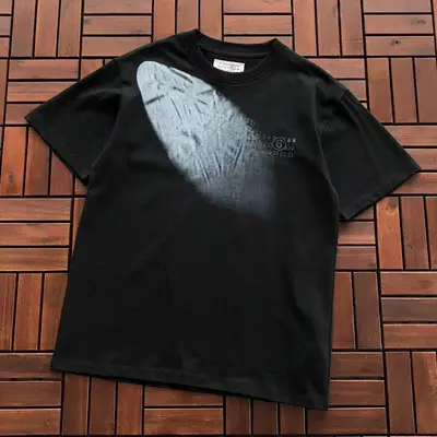 ￥135 M🔥IS🔥N M🔥R🔥IE🔥A T-SHIRT 88033046 (im 176CM 58KG iwear size 44 in the photo)