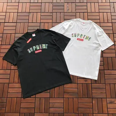￥~79 S🔥P🔥E🔥E T-SHIRT 77033019 (im 176CM 58KG iwear size M in the photo)
