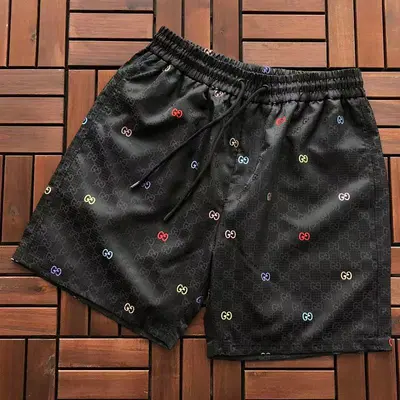 ￥ ~ 135 G🔥C🔥I SHORTS 55033066 (im 185CM 80KG iwear size M in the photo)