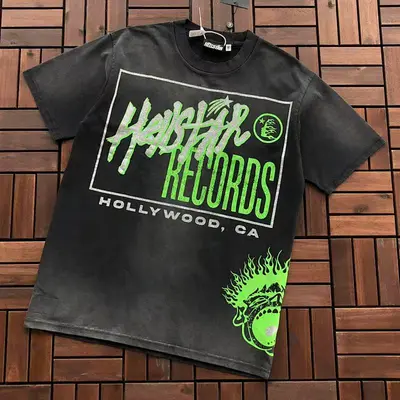 ￥~135 HELLSTAR T-SHIRT 55033036 (im 185CM 80KG iwear size M in the photo)