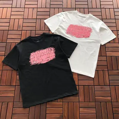 ￥135 M🔥IS🔥N M🔥R🔥IE🔥A T-SHIRT 88033013 (im 176CM 58KG iwear size 44 in the photo)