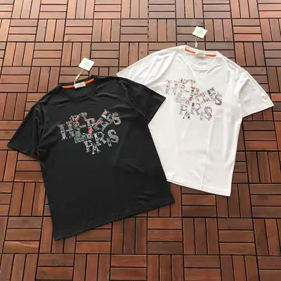 ￥~185 H🔥R🔥E🔥 T-SHIRT 66033156 (im 176CM 58KG iwear size XL in the photo)